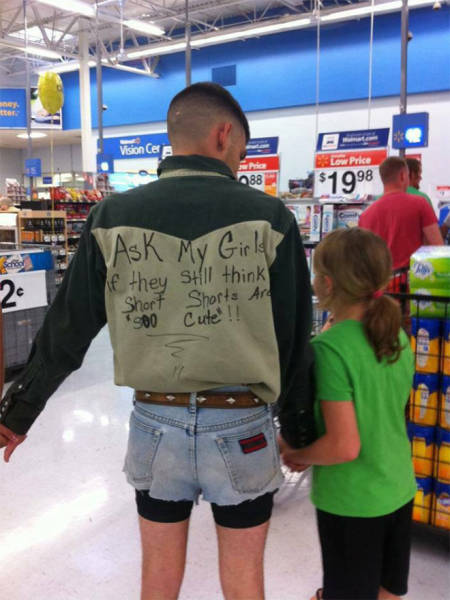 walmart_is_like_the_best_freak_show_provider_of_all_time_640_39.jpg